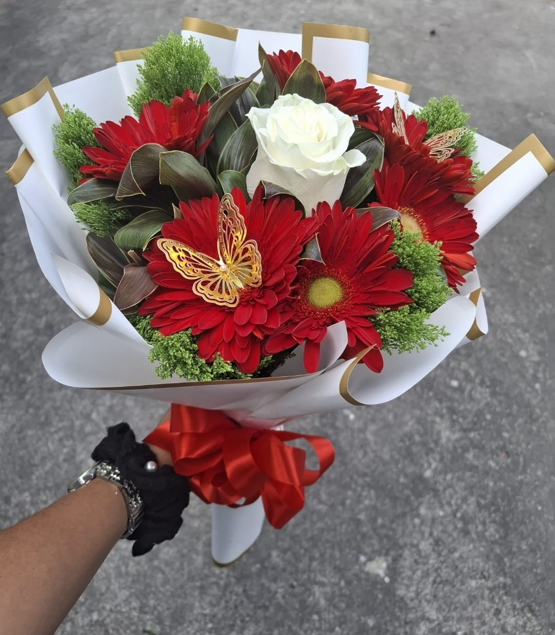 Arreglo gerberas rojas